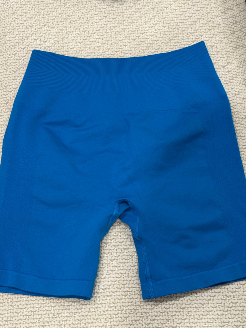 Workout shorts bundle - Picture 2 of 6